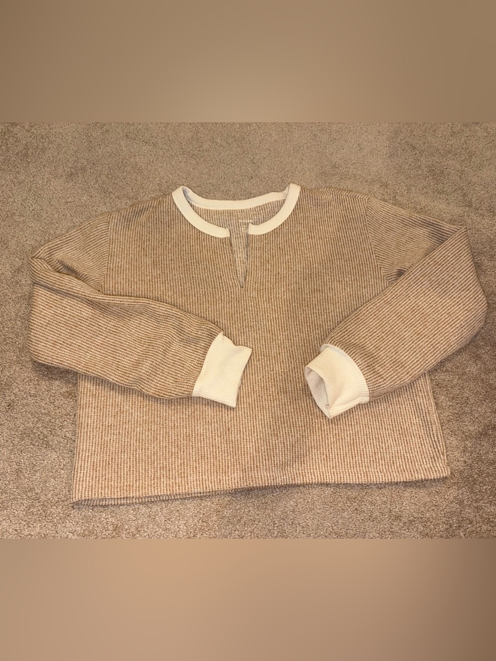 Women’s American Eagle lounge set long sleeve top and shorts set size S